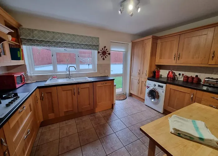 Kingsfield House By Cliftonvalley Holiday home Bristol