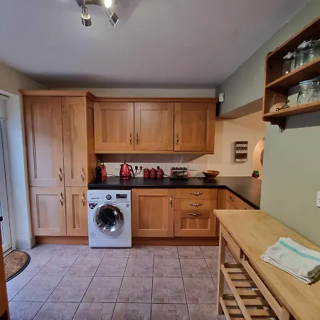 Kingsfield House By Cliftonvalley Будинок відпочинку *