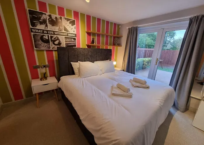 Kingsfield House By Cliftonvalley * Bristol